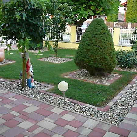 Heviz -alsopahok Villa-erika شقة *