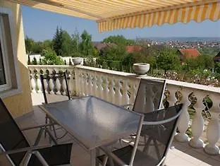 Apartmán Heviz -alsopahok Villa-erika *
