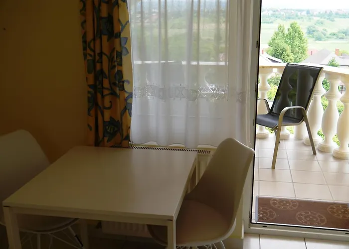 Heviz -alsopahok Villa-erika Apartmán *